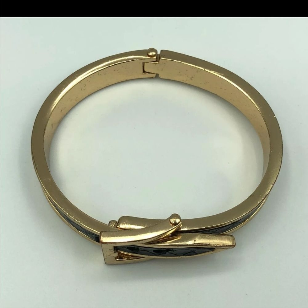 Vintage Black Belt Cuff Buckle Bracelet 2 1/2" - Picture 4 of 6